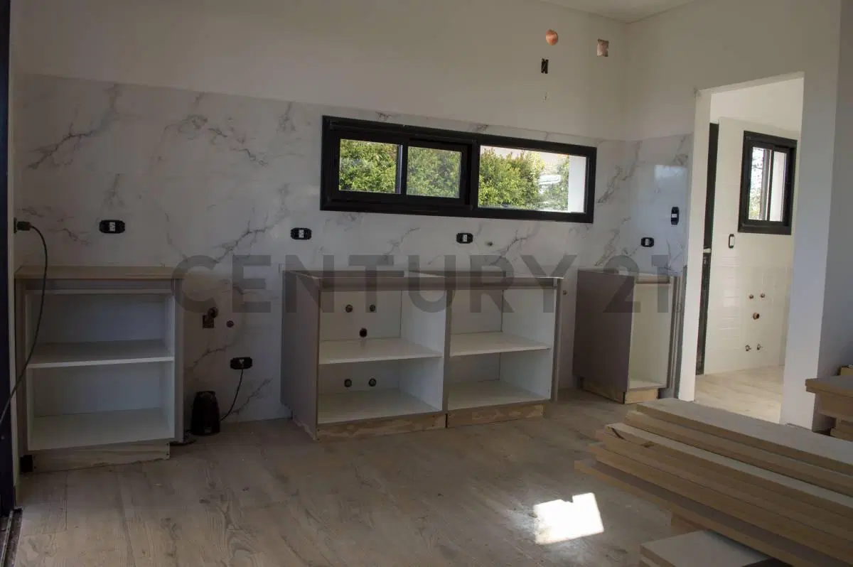 VENTA CASA 5 AMBIENTES BARRIO CERRADO EL CANTÓN MASCHWITZ PILETA VISTA AL LAGO 2