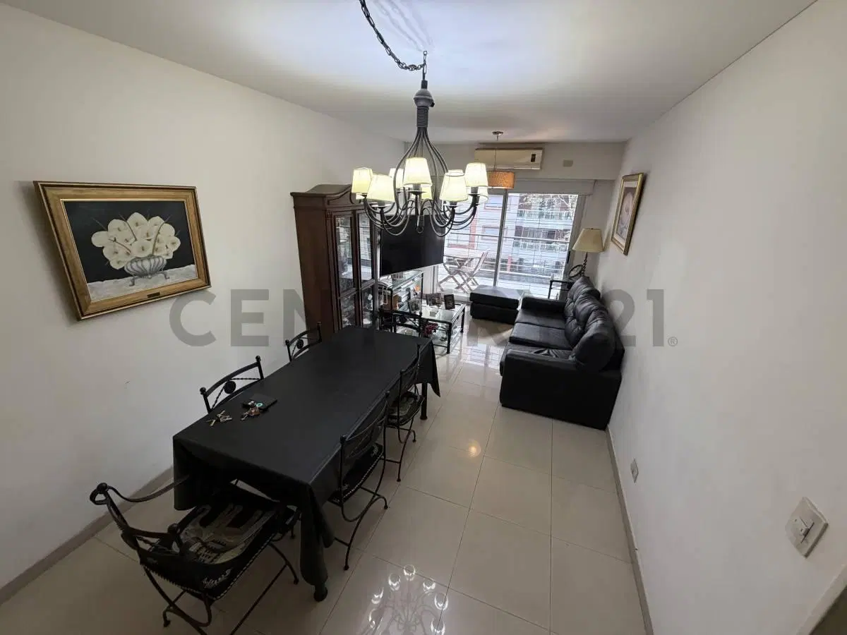 DEPARTAMENTO  3 AMBIENTES VENTA CABALLITO NORTE AL FRENTE CON DOBLE COCHERA 3