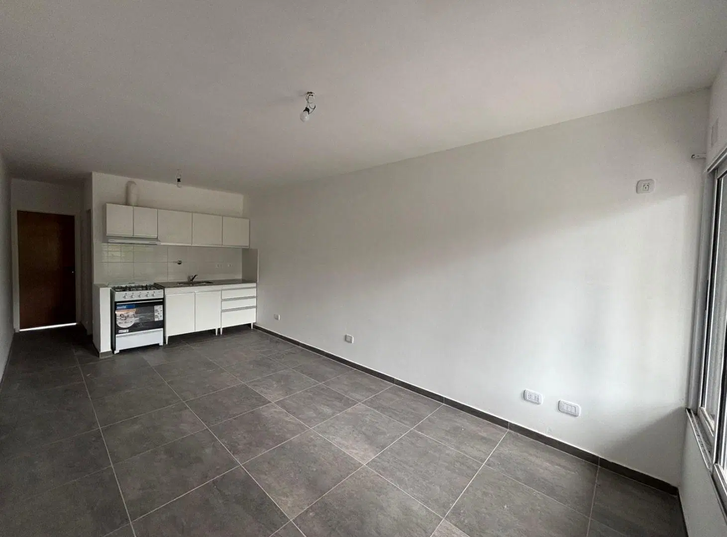 VENTA DEPARTAMENTO 2 AMBIENTES CASTELAR A ESTRENAR 3