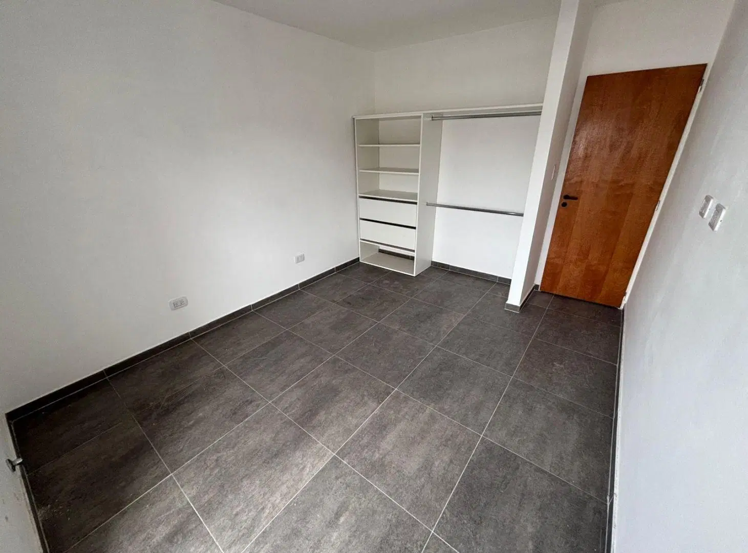 VENTA DEPARTAMENTO 2 AMBIENTES CASTELAR A ESTRENAR 5
