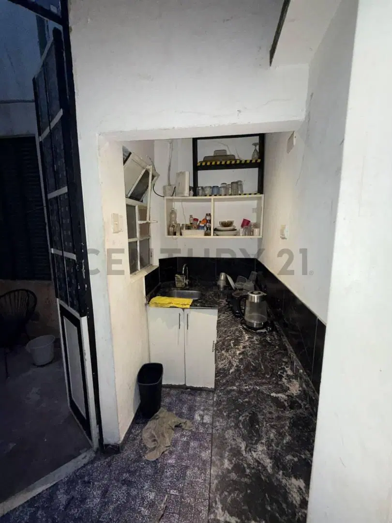 VENTA DEPARTAMENTO 2 AMBIENTES BALVANERA PATIO 3
