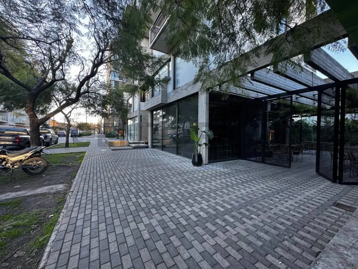 VENTA DEPARTAMENTO 3 AMBIENTES EN QUINTO PISO CON BALCÓN ATERRAZADO – ITUZAINGÓ 2