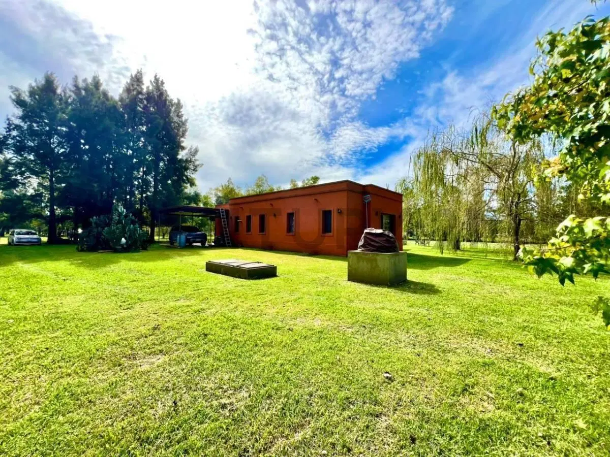 VENTA QUINTA 4 AMBIENTES CAMPOS DE RODRIGUEZ PILETA APTA CREDITO 2