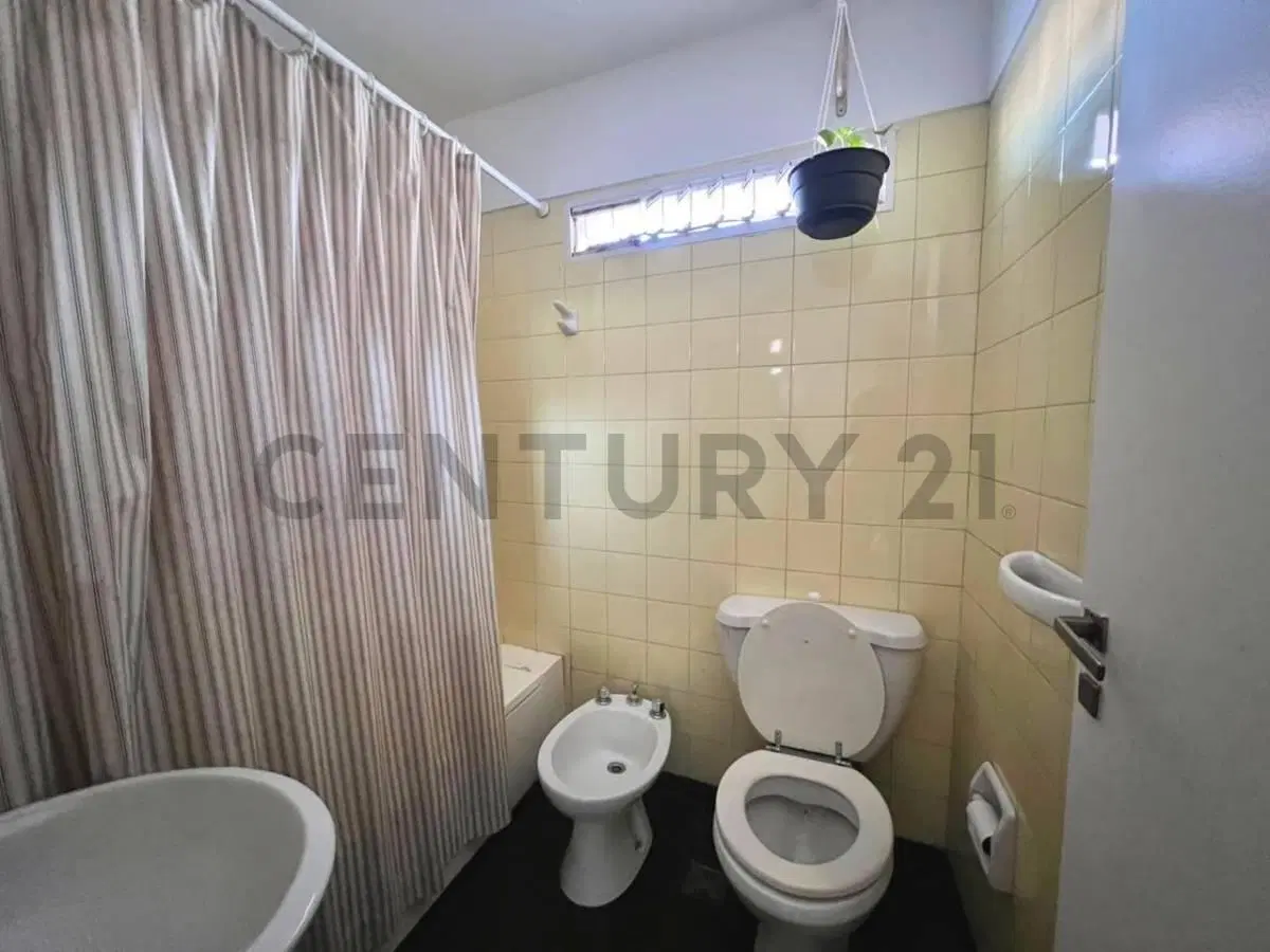 VENTA DEPARTAMENTO 2 AMBIENTES ALMAGRO 8