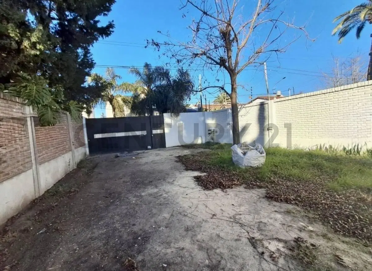 Venta de casa construcción en Castelar Norte, Moron, GBA Oeste 3