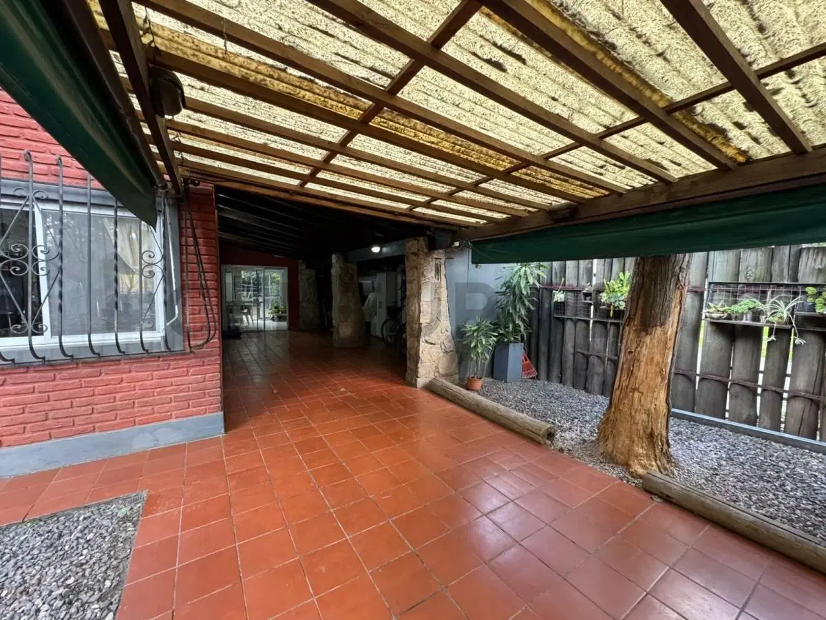 CASA EN VENTA 4 AMBIENTES EN EL HARAS MIRYAM , PARQUE LELOIR , APTA CREDITO 2