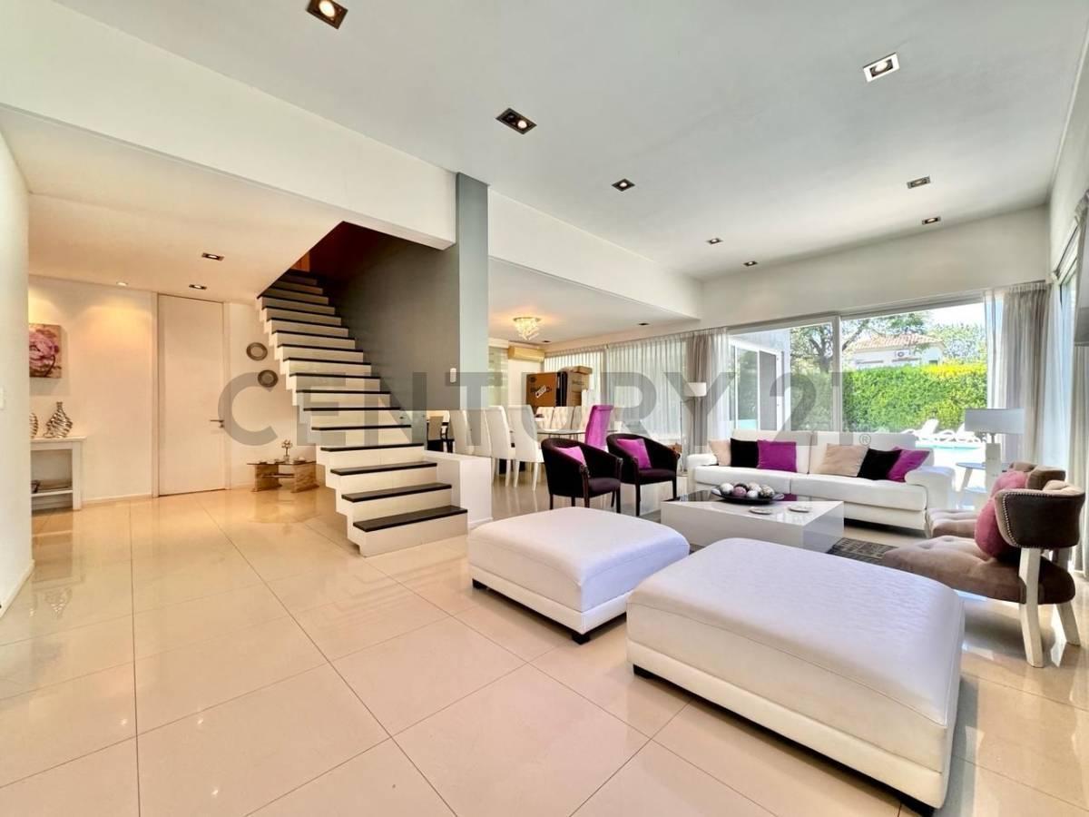 Foto de VENTA CASA 5 AMBIENTES ALTOS DEL SOL ITUZAINGÓ, imagen 3