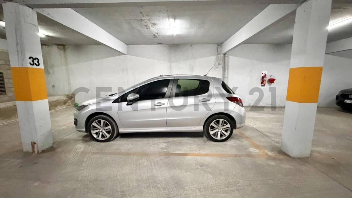 Foto de Venta de cochera cubierta – Ituzaingó Sur, imagen 1