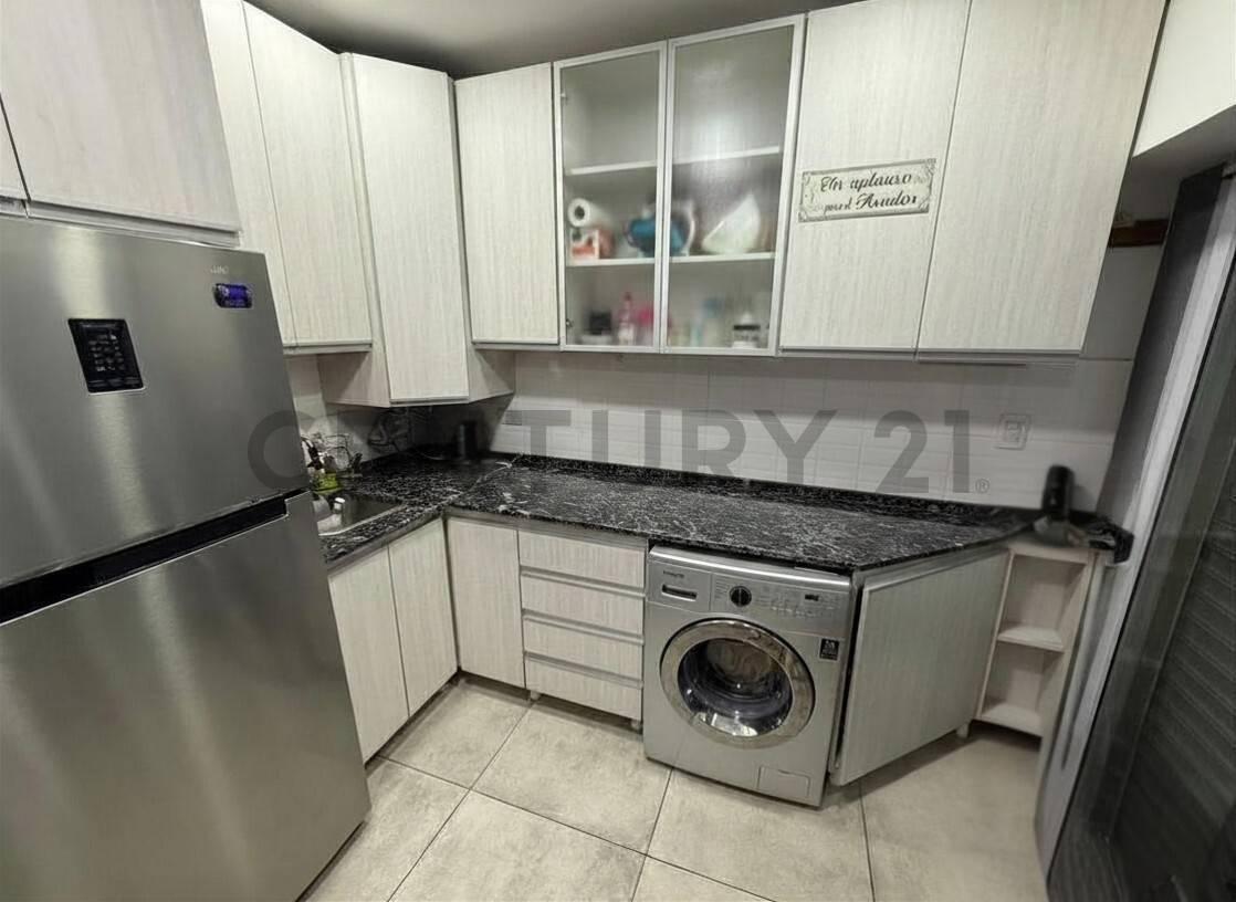 Foto de VENTA CASA MONOAMBIENTE VILLA TESEI QUINCHO CON PILETA PROXIMO ACCESO, imagen 2
