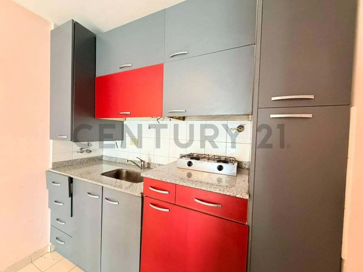 Foto de ALQUILER MONOAMBIENTE MORON CENTRO BALCON IDEAL ESTUDIANTE, imagen 4