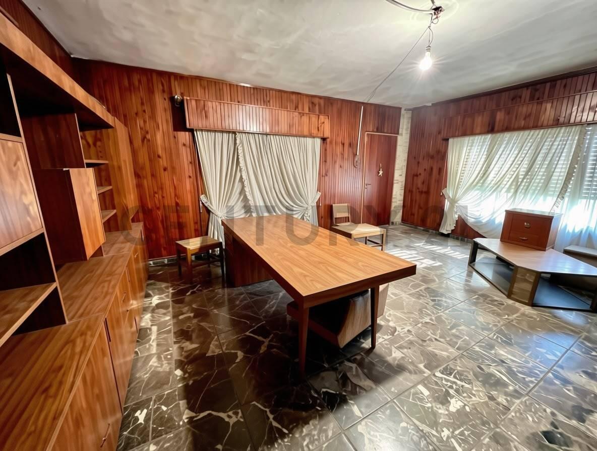 Foto de VENTA CASA 5 AMBIENTES CON COCHERA POMPEYA, imagen 4