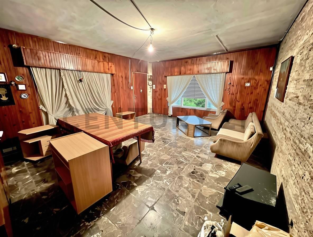 Foto de VENTA CASA 5 AMBIENTES CON COCHERA POMPEYA, imagen 3