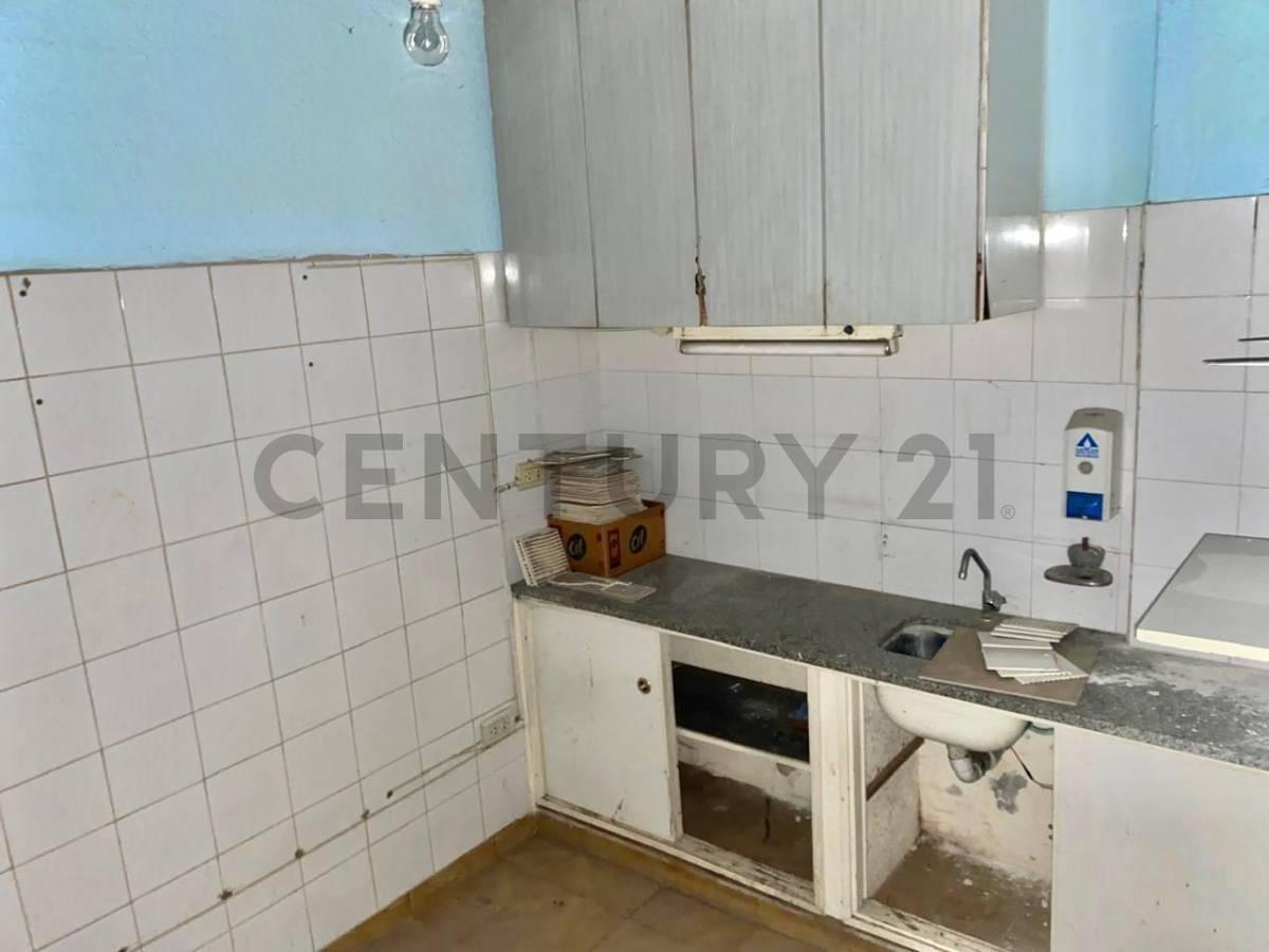 Foto de VENTA LOCAL MORON NORTE, imagen 1