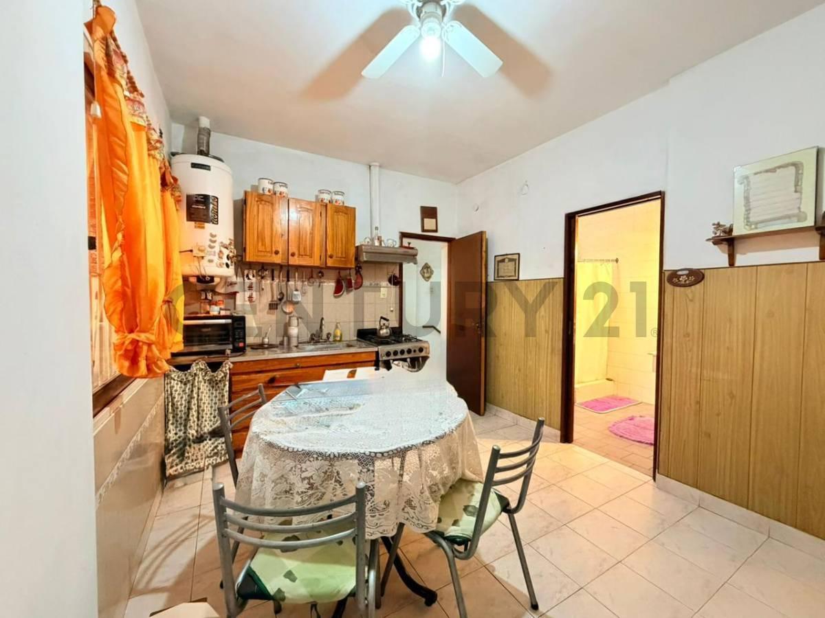 Foto de VENTA PH 3 AMBIENTES VILLA TESEI COCHERA TERRAZA ACCESO OESTE, imagen 1