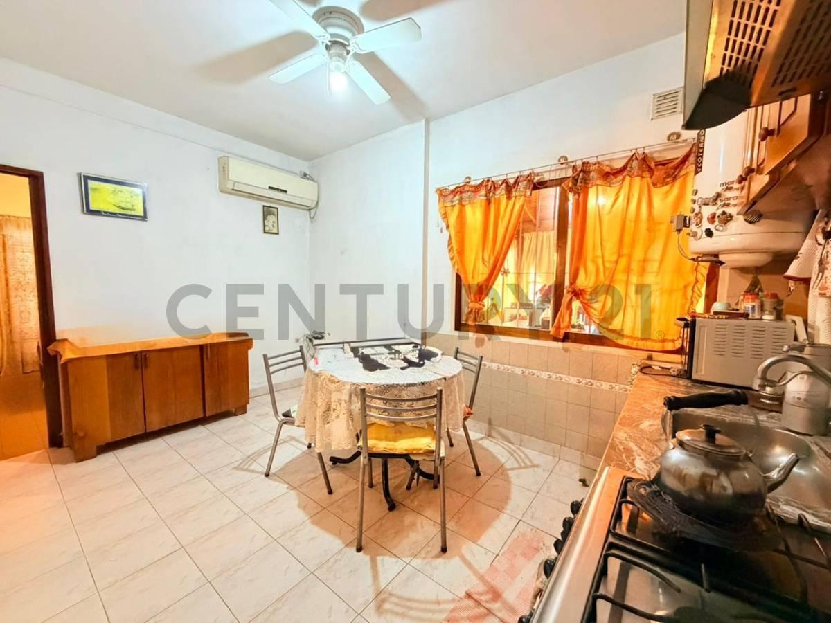 Foto de VENTA PH 3 AMBIENTES VILLA TESEI COCHERA TERRAZA ACCESO OESTE, imagen 3