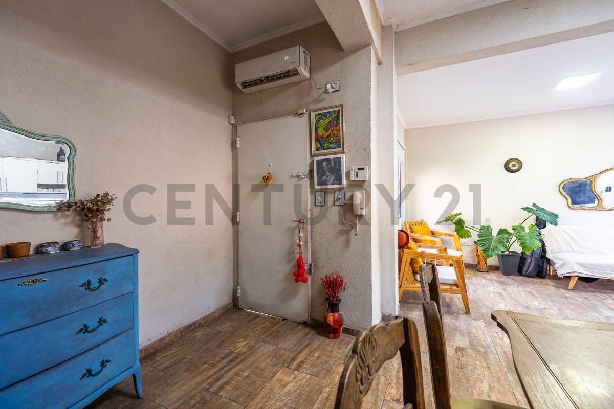 Foto de Venta PH Merlo Sur MUY LUMINOSO y GRAN PATIO, imagen 2