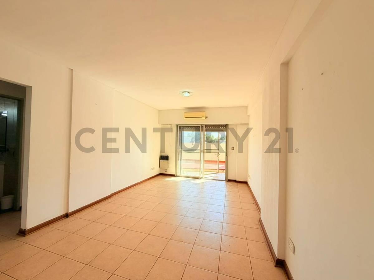 Foto de VENTA DEPARTAMENTO 3 AMBIENTES MORON CON BALCON TERRAZA, imagen 5