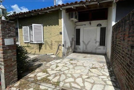 Foto de VENTA CASA 4 AMBIENTES ITUZAINGO NORTE, imagen 3