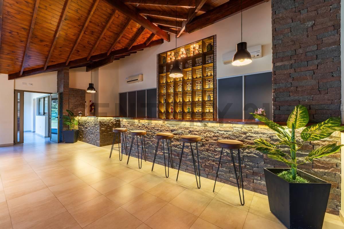 Foto de VENTA PROPIEDAD COMERCIAL / SALON DE FIESTAS / INVERSIÓN – LOTE 1.896, imagen 1