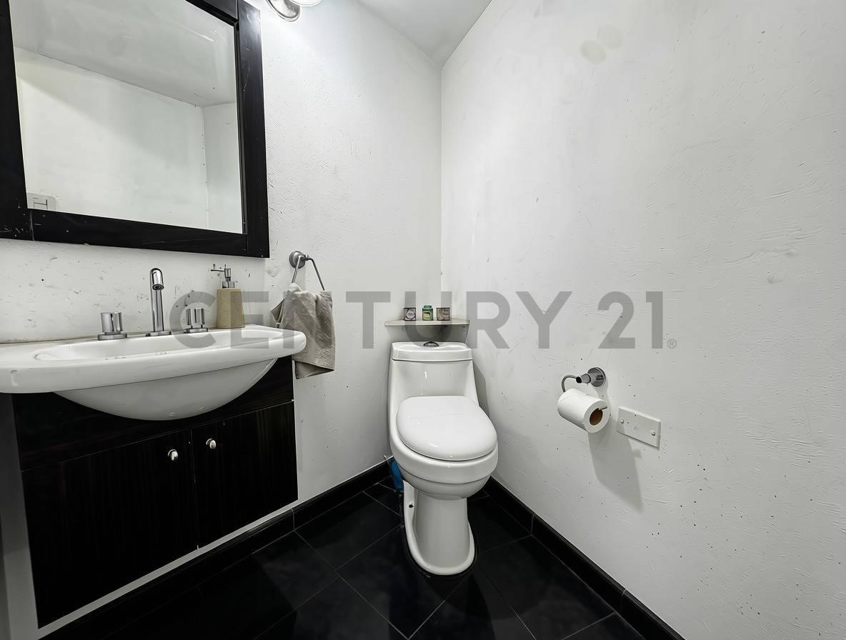 Foto de VENTA CASA 4 AMBIENTES HARAS MARIA EUGENIA PARQUE PILETA COCHERA, imagen 3