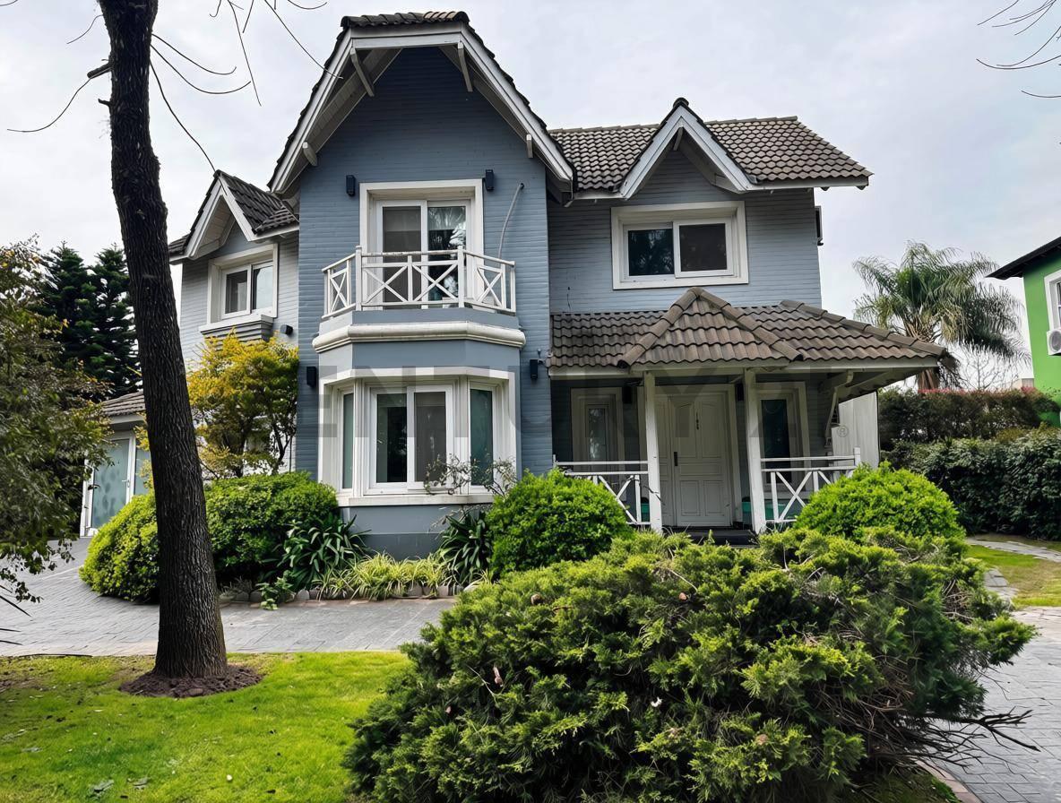 Foto de VENTA CASA 4 AMBIENTES HARAS MARIA EUGENIA PARQUE PILETA COCHERA, imagen 1