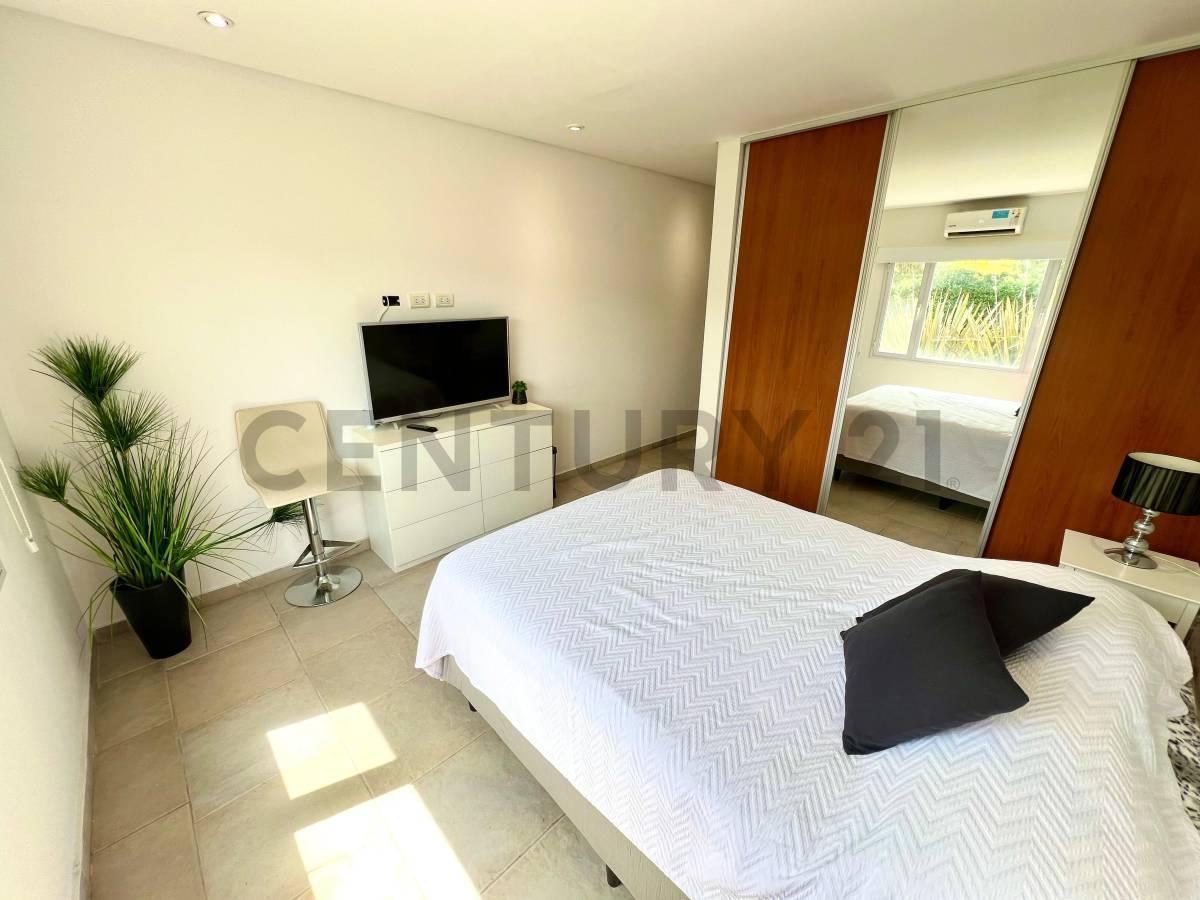Foto de VENTA CASA LA CESARINA 4 AMBIENTES PILETA APTO CREDITO, imagen 5