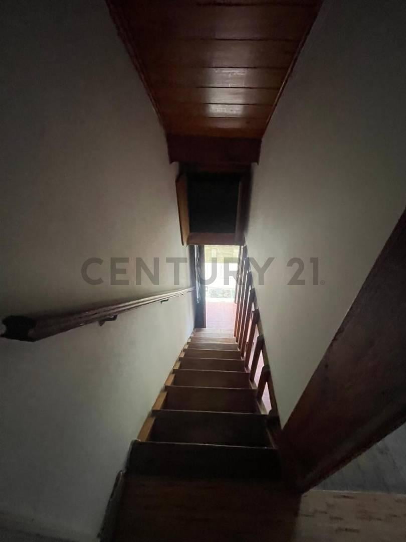 Foto de VENTA PH DOS AMBIENTES EN CASTELAR, imagen 4