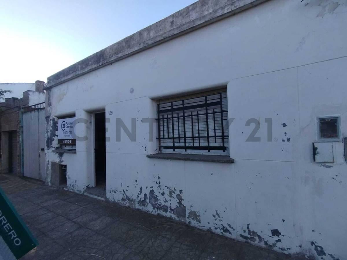 Foto de VENTA CASA 5 AMBIENTES - MORÓN – ¡IDEAL INVERSORES O FAMILIAS!, imagen 3