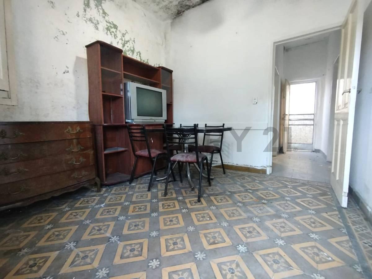 Foto de VENTA CASA 5 AMBIENTES - MORÓN – ¡IDEAL INVERSORES O FAMILIAS!, imagen 1