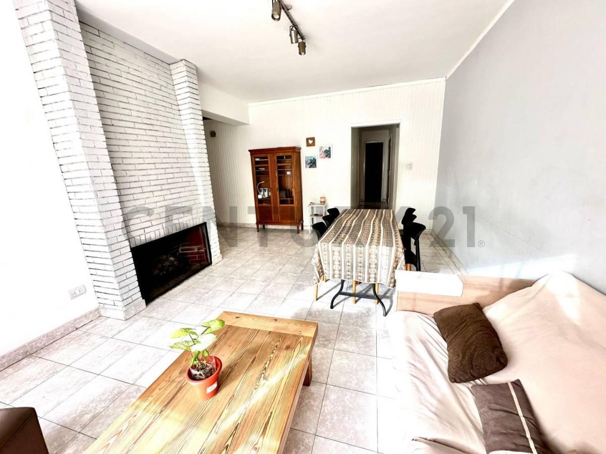 Foto de CASA 3 AMBIENTE VENTA CASTELAR NORTE APTA CREDITO, imagen 4