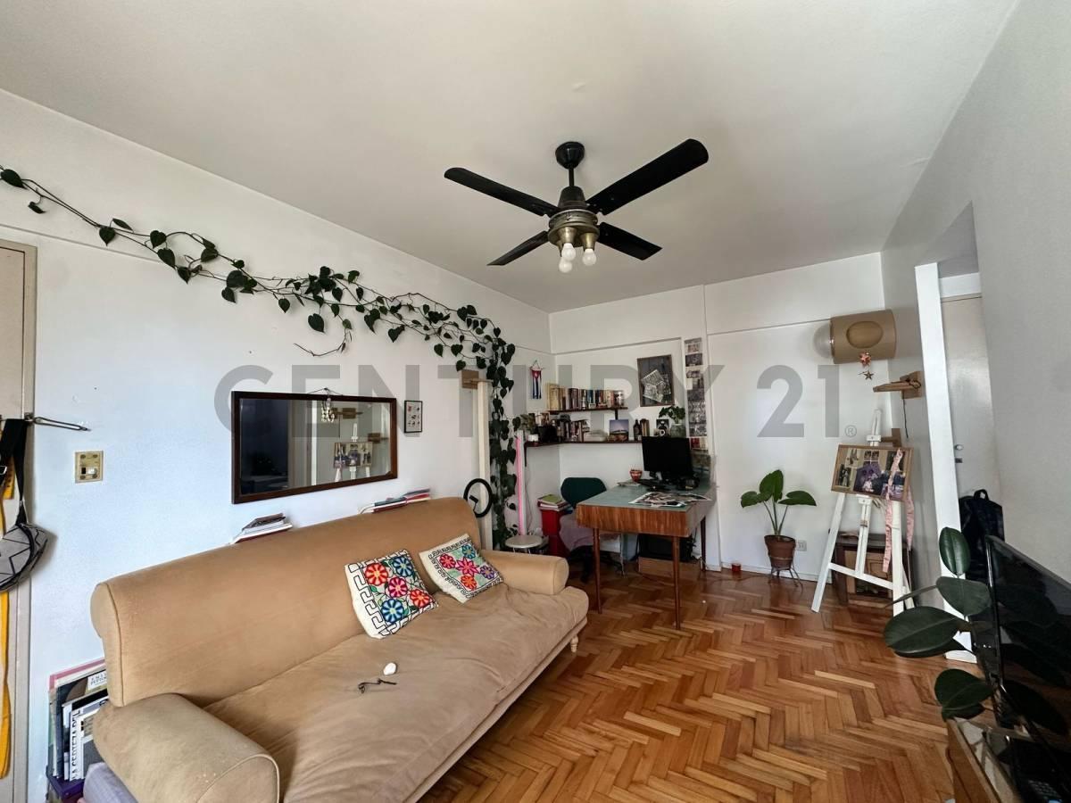 Foto de DEPARTAMENTO DE 2 AMBIENTES EN VENTA VILLA GRAL MITRE APTO CREDITO, imagen 4