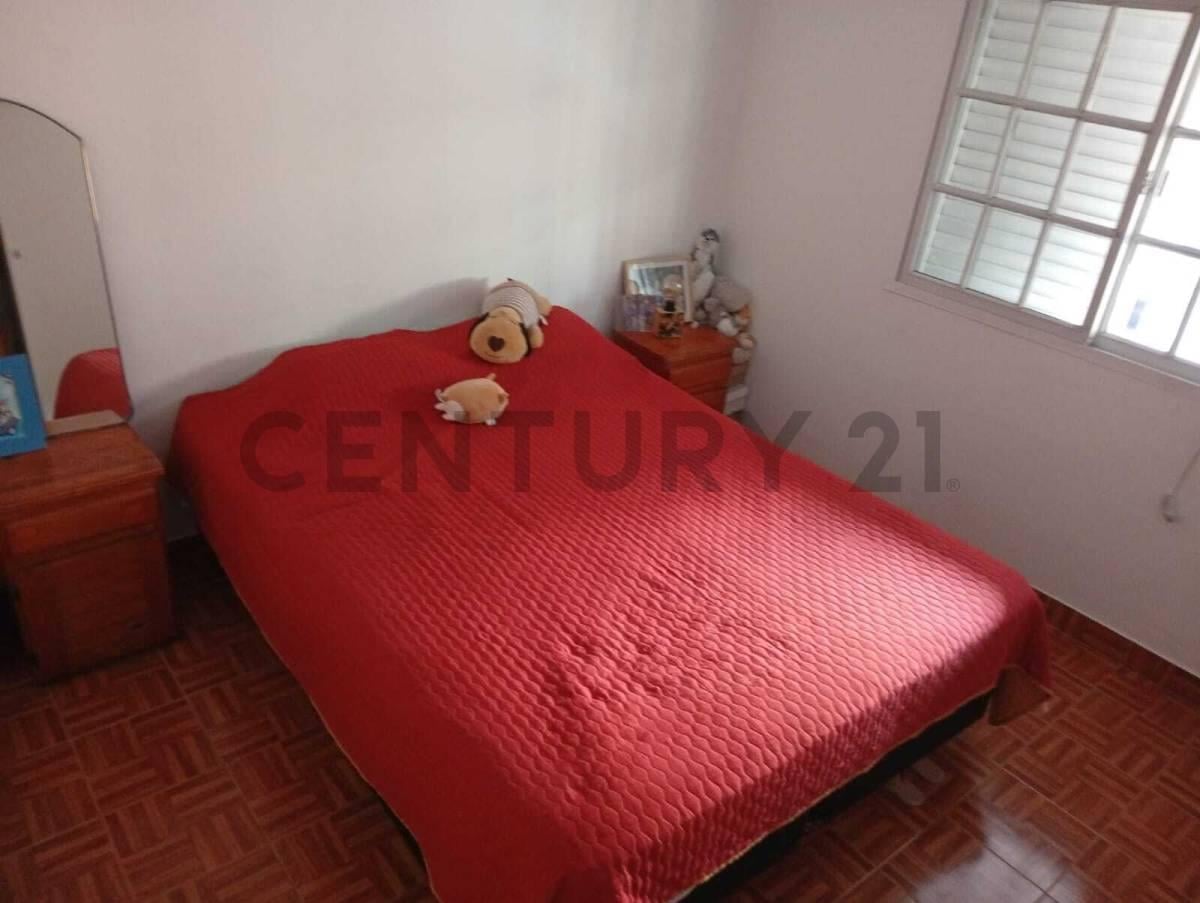 Foto de VENTA MORON 4 DEPARTAMENTOS EN BLOCK, imagen 5