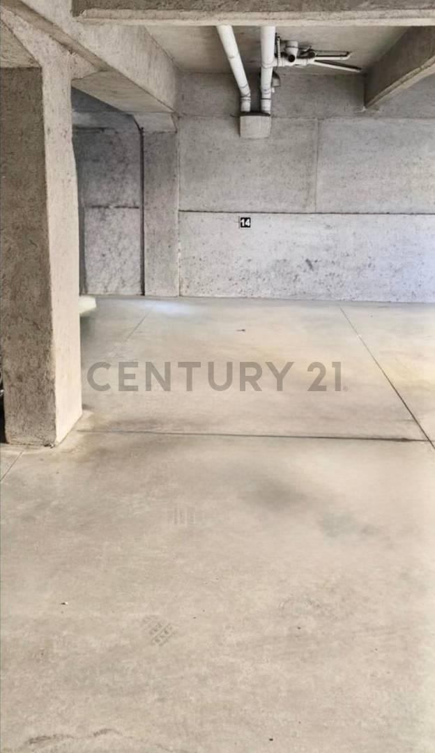 Foto de Venta Cochera Moron Oportunidad, imagen 2