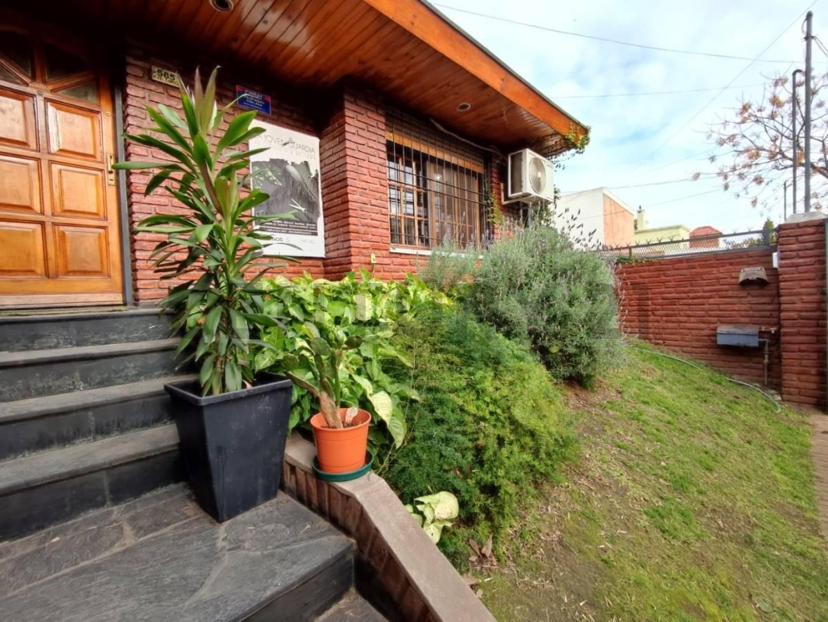 Foto de VENTA CASA 4 AMBIENTES MORENO PARQUE PILETA QUINCHO, imagen 5
