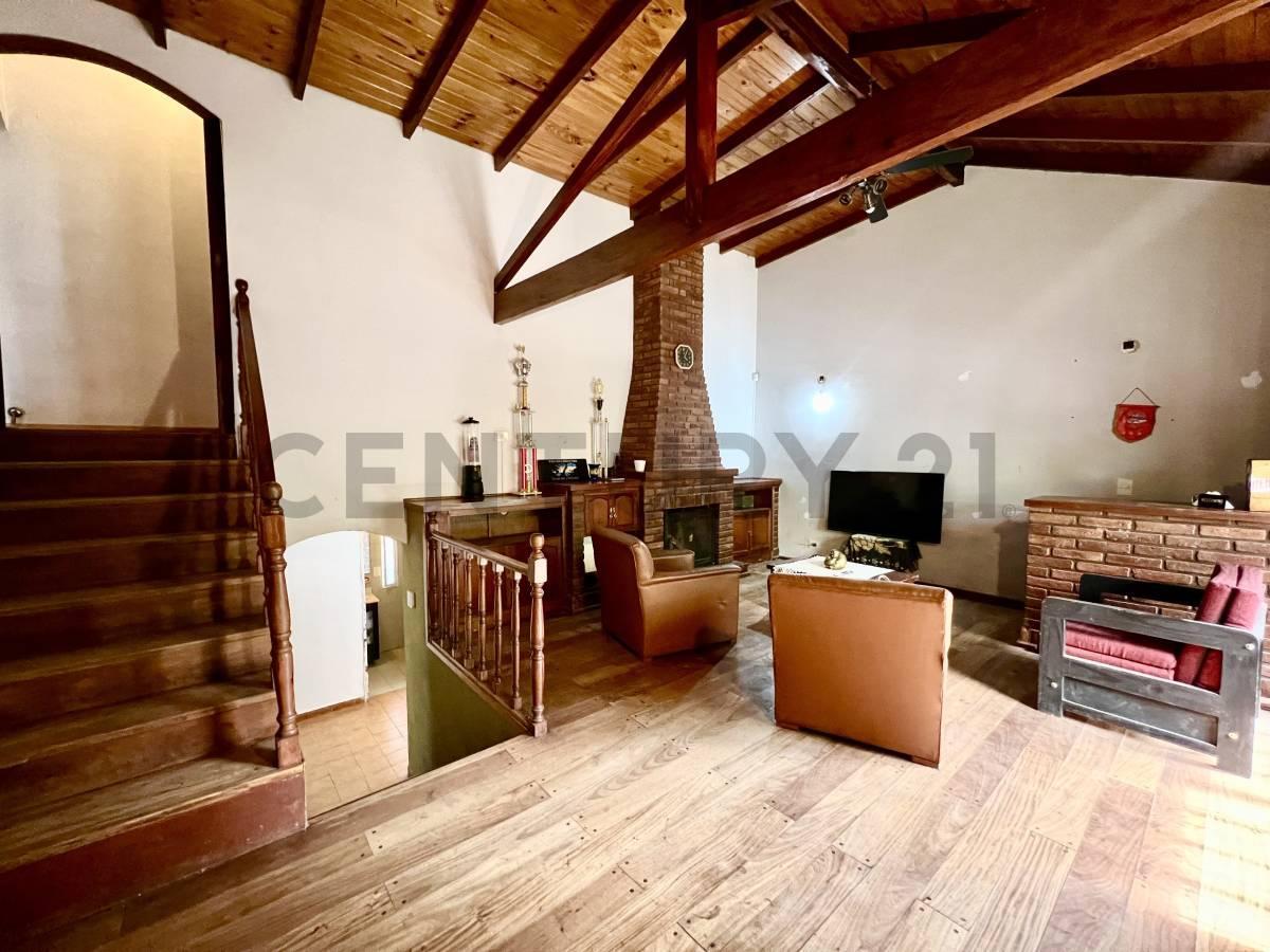 Foto de VENTA CASA 4 AMBIENTES MORENO PARQUE PILETA QUINCHO, imagen 3