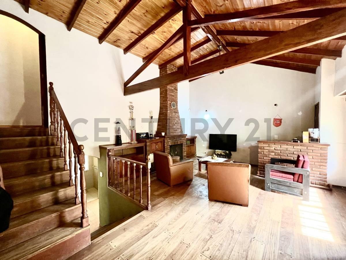 Foto de VENTA CASA 4 AMBIENTES MORENO PARQUE PILETA QUINCHO, imagen 1