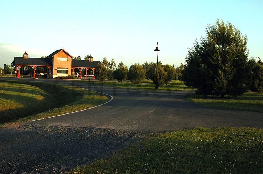 Foto de VENTA LOTE 1250 M2 EL NACIONAL CLUB DE CAMPO GRAL RODRIGUEZ, imagen 5