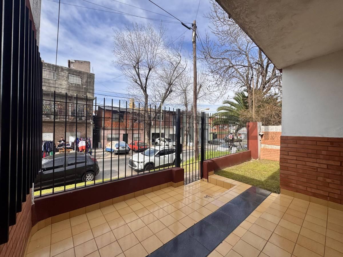 Foto de VENTA PH AL FRENTE VILLA BALLESTER, imagen 5
