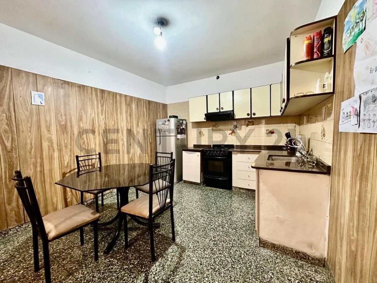 Foto de VENTA CASA PH 5 AMBIENTES VILLA TESEI HURLINGHAM APTO CREDITO, imagen 1