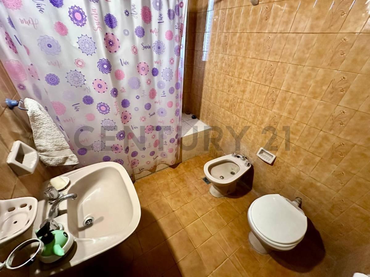 Foto de VENTA CASA PH 5 AMBIENTES VILLA TESEI HURLINGHAM APTO CREDITO, imagen 2