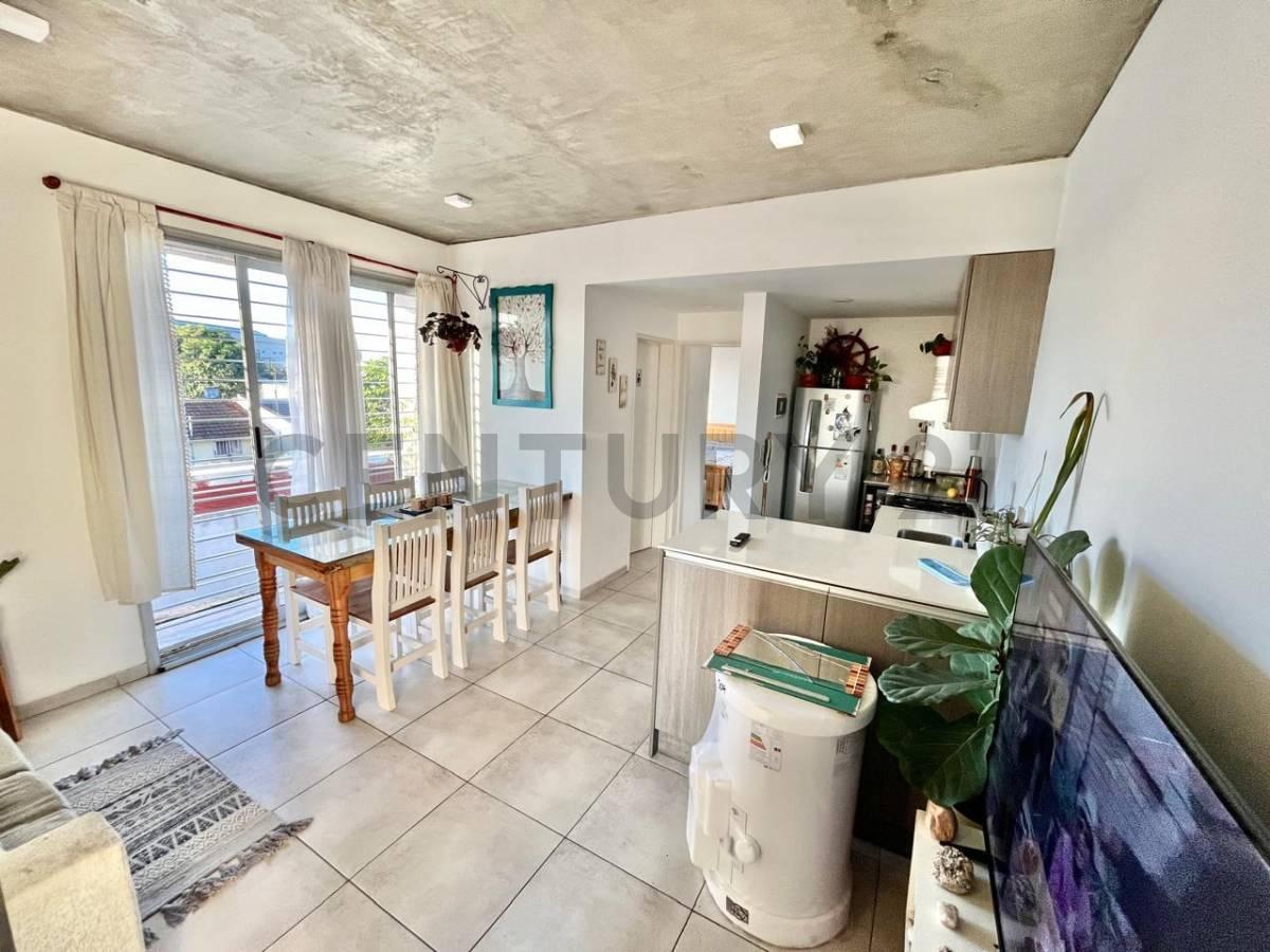Foto de VENTA DEPARTAMENTO 2 AMBIENTES CASTELAR APTO CREDITO, imagen 1