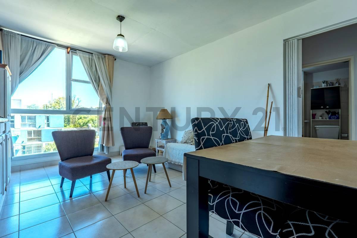 Foto de VENTA DEPARTAMENTO 3 AMBIENTES ITUZAINGO UDAONDO, imagen 2