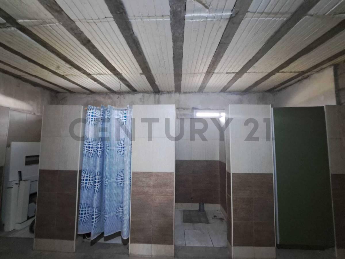 Foto de VENTA GALPON PASO DEL REY AMPLIO LOTE, imagen 5