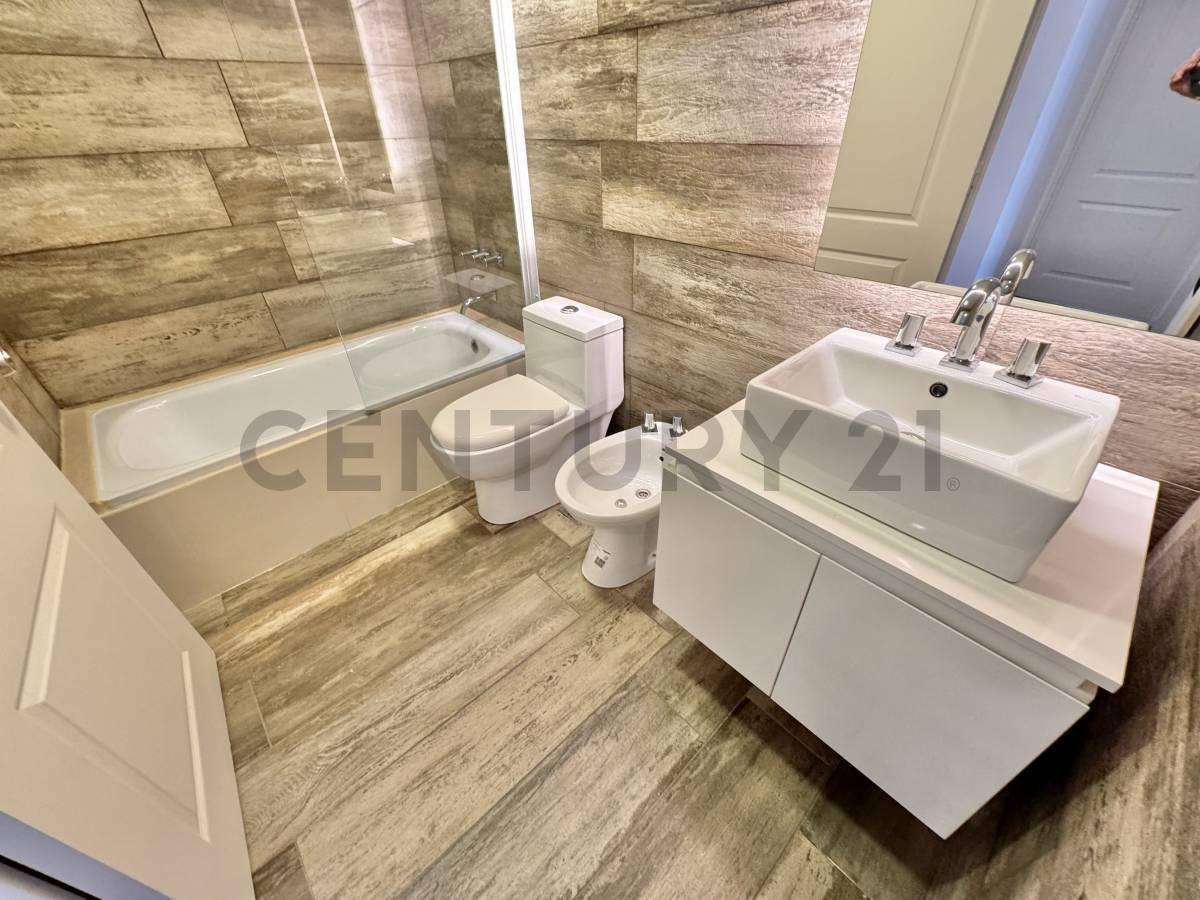 Foto de ALQUILER PISO 4 AMBIENTES CASTELAR, imagen 5