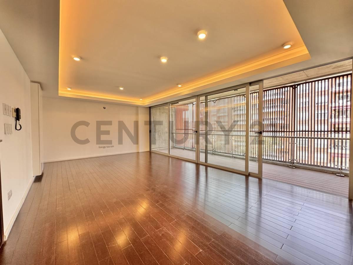 Foto de ALQUILER PISO 4 AMBIENTES CASTELAR, imagen 4