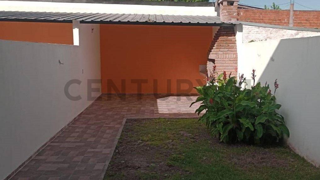 Foto de VENTA DUPLEX 3 AMBIENTES LELOIR JARDIN A ESTRENAR, imagen 2
