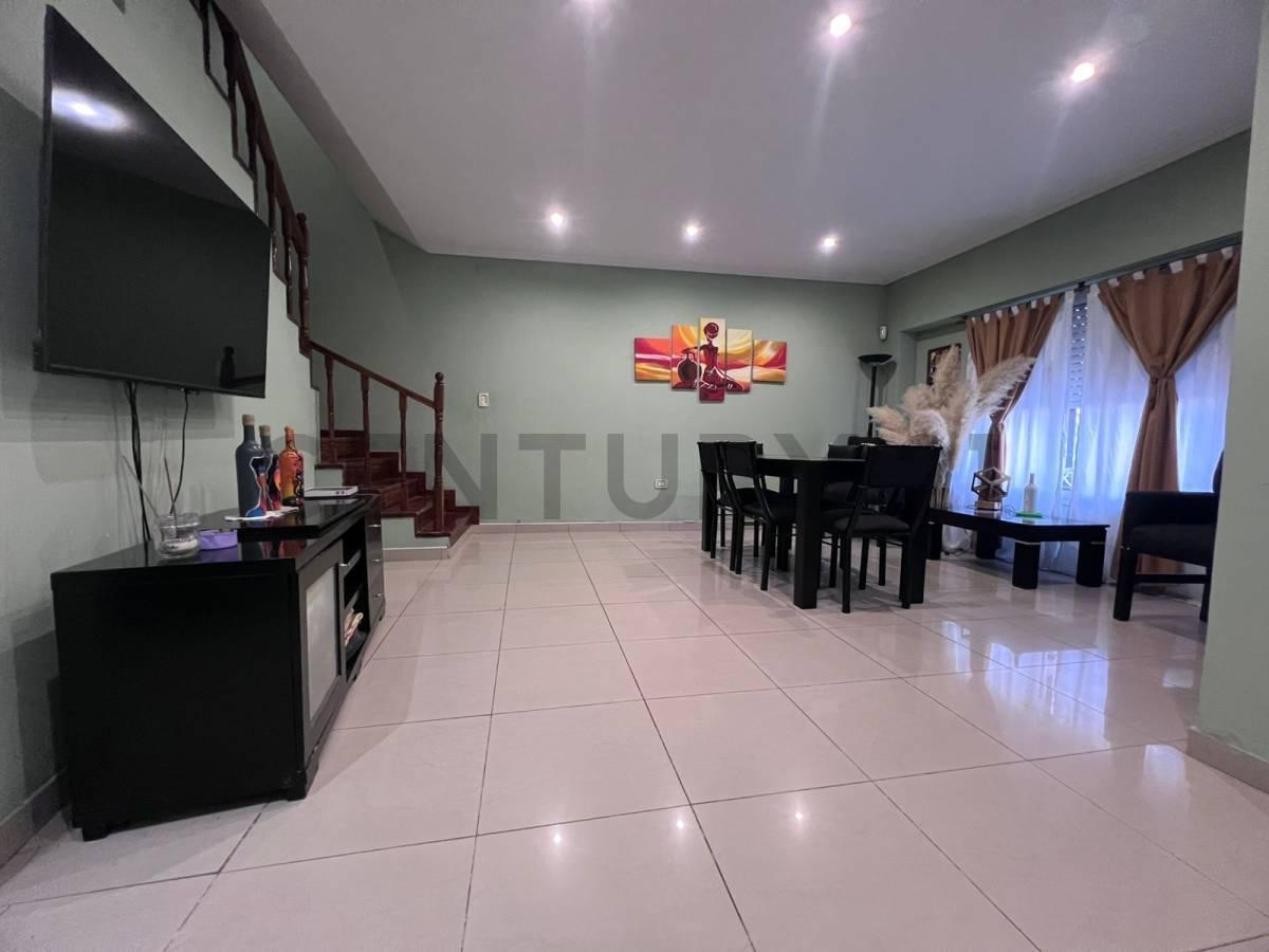 Foto de VENTA CASA 4 AMBIENTES PADUA PARQUE CON PILETA, imagen 1