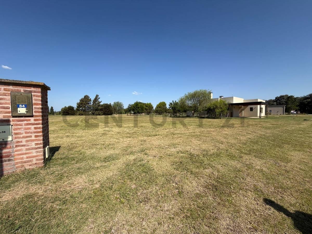 Foto de Venta lote Medal Country Club – Pilar | 1.233 m², imagen 3