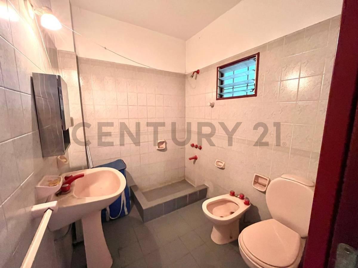 Foto de VENTA DE CASA MULTIFAMILIAR MAS LOCAL ,JOSE LEON SUAREZ, imagen 3