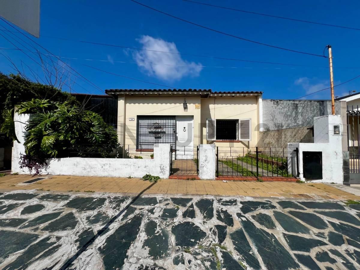 Foto de VENTA PH TIPO CASA 3 AMBIENTES MORON GRAN PATIO TERRAZA LUMINOSO APTA, imagen 5